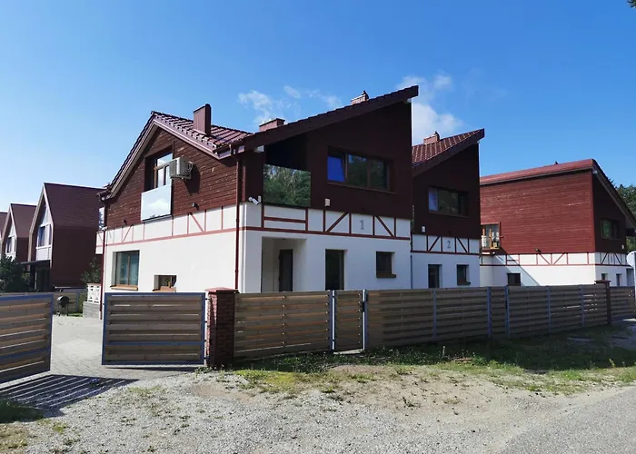 Lounge Luxory דירה קלייפדה